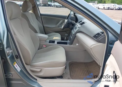 2007 Toyota Camry Le z USA, uszkodzony, nr VIN 4T1BE46K37U608393